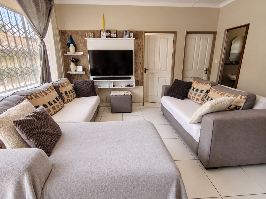 3 Bedroom Property for Sale in Elandsrand North West